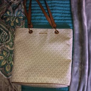 Michael Kors Raven Large North South Tote